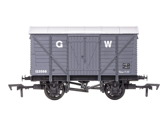 4F-012-041 GWR Ventilated Van No.123588