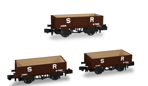 Rapido Trains - SECR Wagons Pack 2 – SR pre-36 Livery 5 Planks