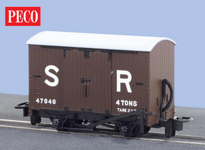 Peco GR-221E OO-9 Box Van SR Livery No. 47040