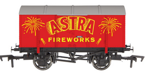 Dapol 4F-013-184 - GUNPOWDER VAN ASTRA FIREWORKS WEATHERED