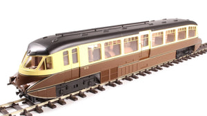Dapol 4D-011-002 Streamlined railcar W10 in BR lined chocolate & cream