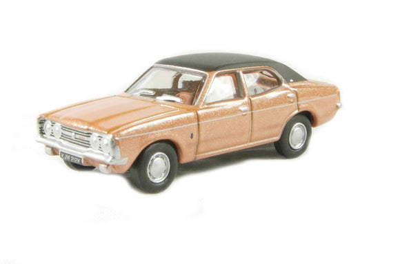 76COR3001 Ford Cortina MkII Gold (Life on Mars)