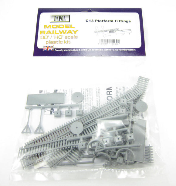 Dapol CO13 Platform Fittings/ Fences & Lamps