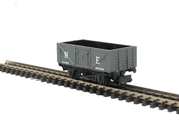 NR-41E 10ft 7 Plank Coal LNER Grey