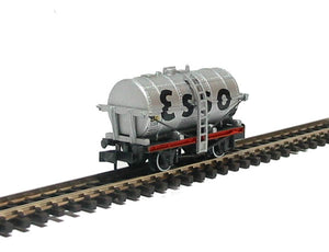 Peco - NR-P161 - 14 Ton Tank Wagon ESSO