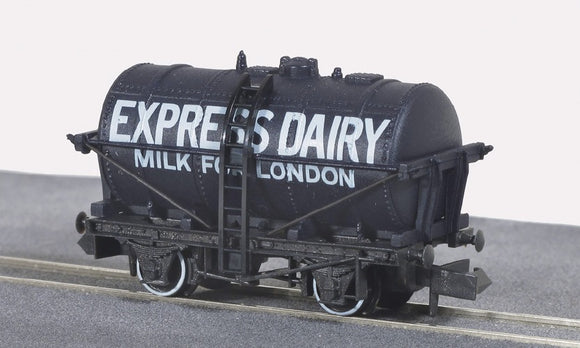 NR-P168 14 Ton Tank Wagon Express Dairies