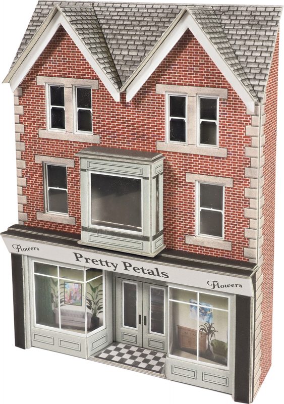 Metcalfe PO374 Low Relief Shop Front No7 High Street OO Scale
