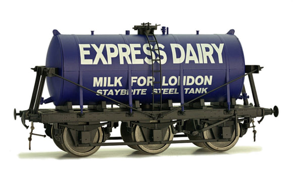 DA7F-031-007 6 Wheel Milk Tanker Express Dairies 4405