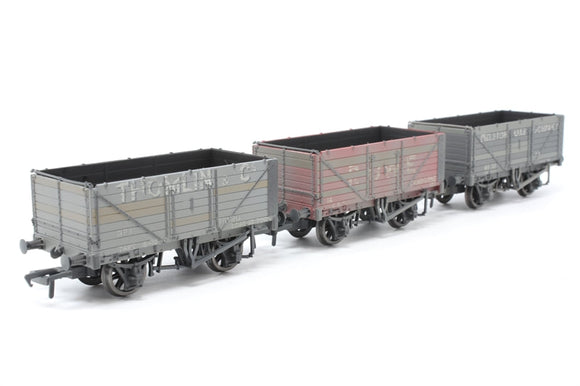 37-081TL Set of Cornish Coal Trader Wagons (Weathered) Regional Exclusive Model